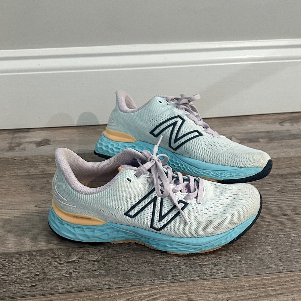 Women’s New Balance FreshFoam 880 (WMNS 7.5)